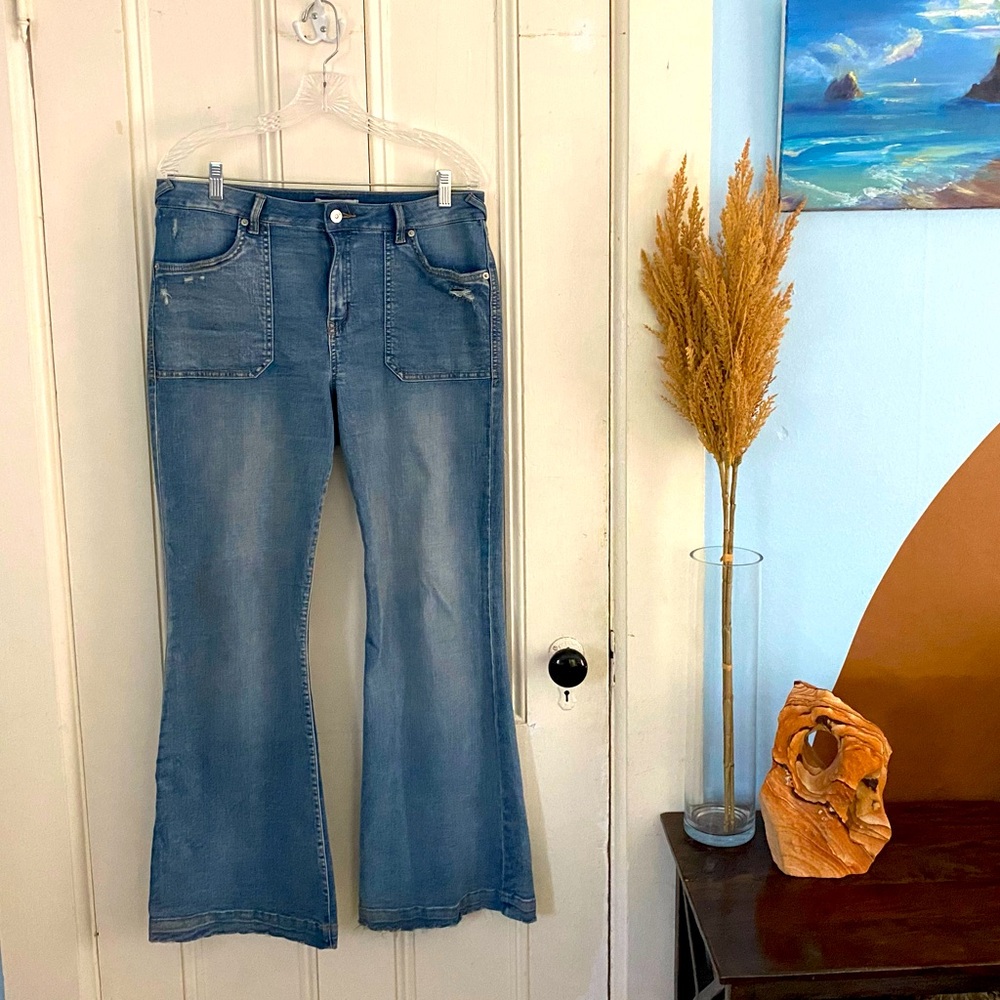 Wide Leg | Happily Grey Jeans